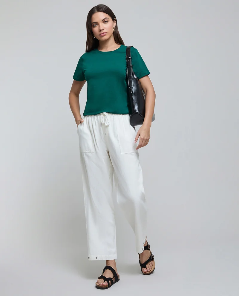 أر أند بي Solid T-Shirt with Crew Neck and Short Sleeves