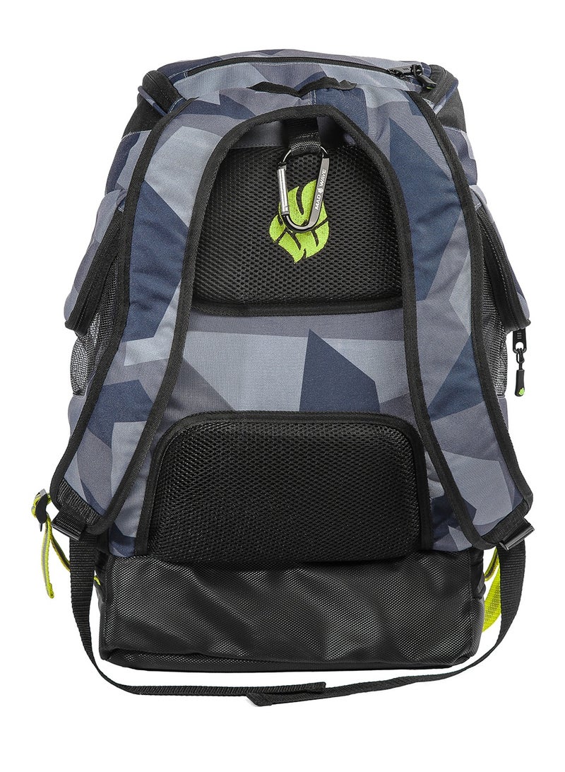 ماد ويف حقيبة ماد ويف للجنسين من ماد تيم كولورز الرياضية والسفر - حقيبة ظهر متينة للصالة الرياضية والسباحة، لون رمادي - Image 3