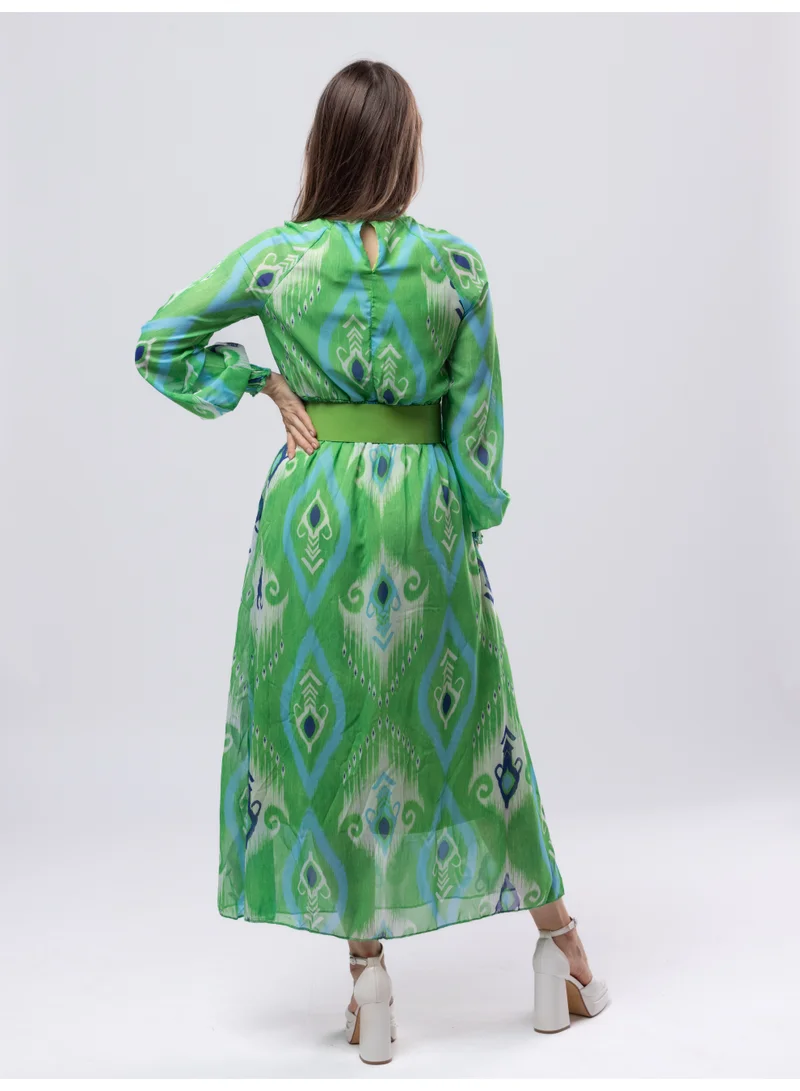 فاشونارا فستان طويل مطبوع باللون الأخضر بأكمام طويلة وحزام من الشيفون