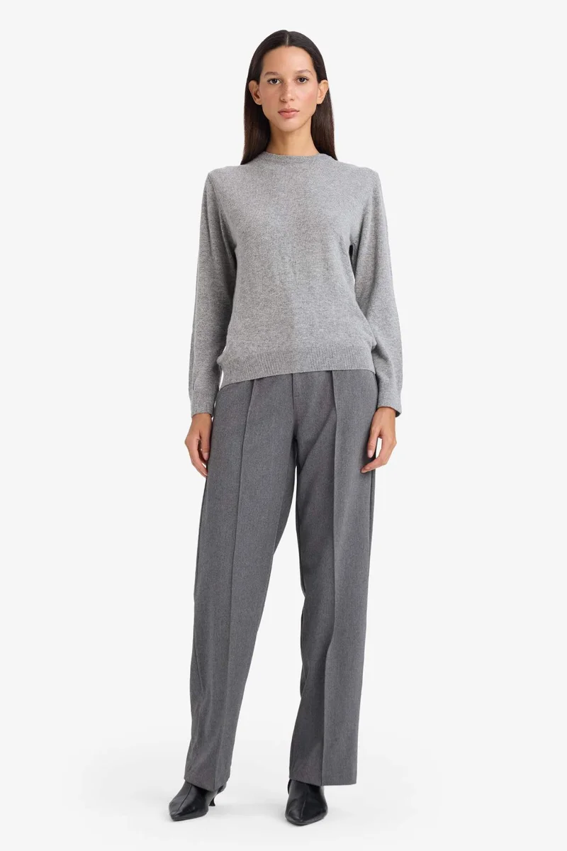 ديفاكتو Oversize Fit V-Neck Knitwear Pullover