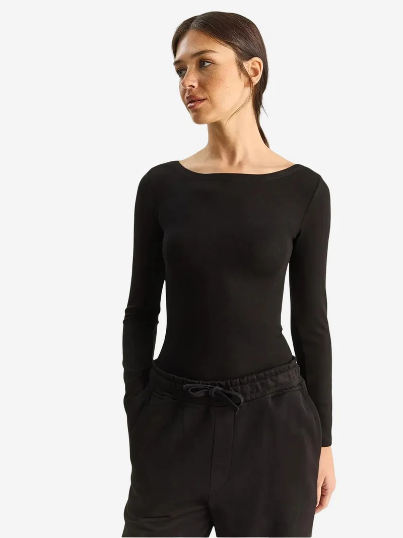 بيانكو لوتشي LUCCI Fitted Basic Top