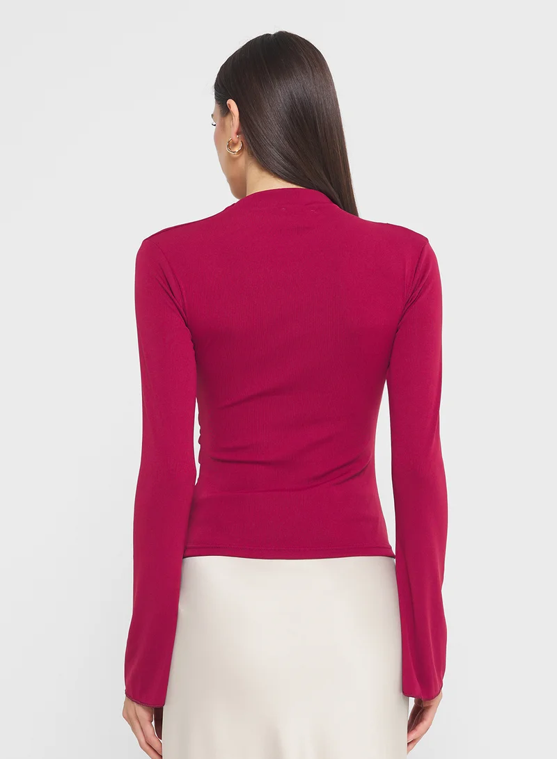 ايلا High Neck bell Sleeved Top