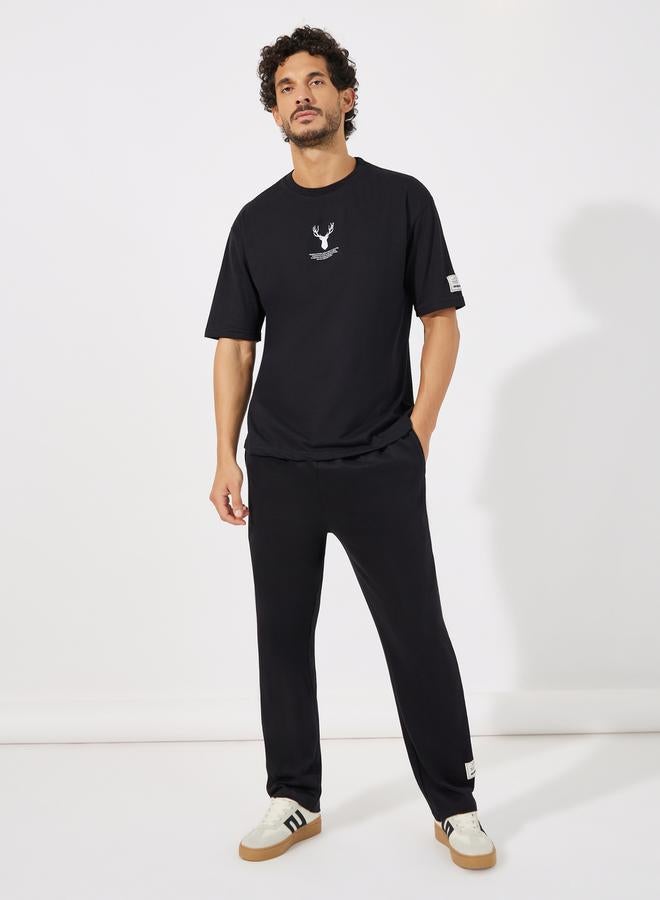 Styli Reindeer Graphic Oversized T-Shirt with Sleeve Badge - Image 2