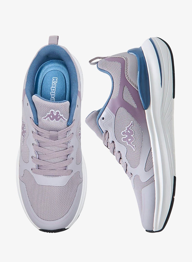 كابا أحذية رياضية نسائية بشعار وتفاصيل برباط - Image 3