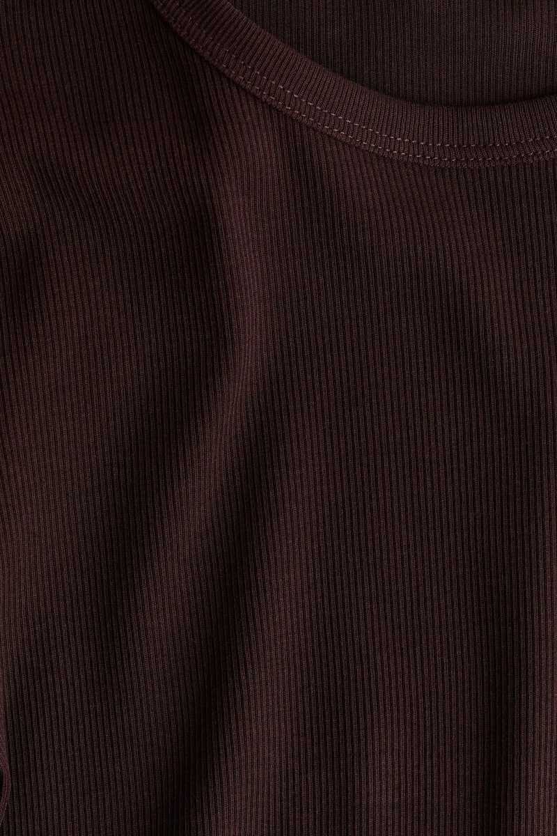 اتش اند ام بلوزة من القطن المرن