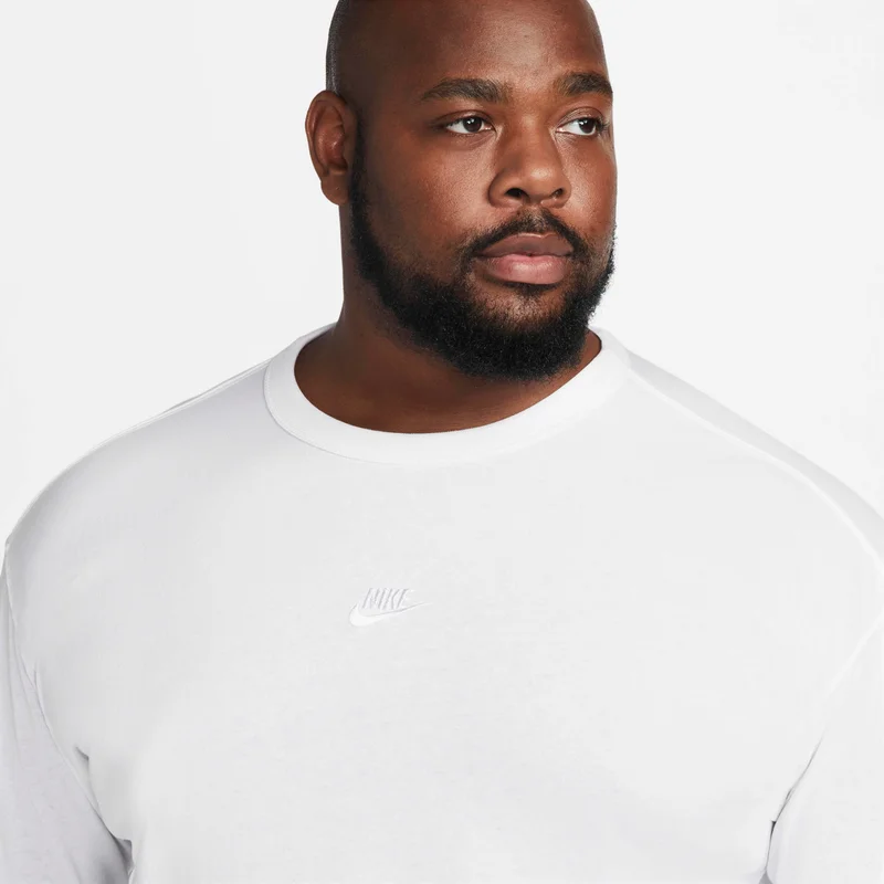 Nike Men's Sportswear Premium Essentials T-Shirt