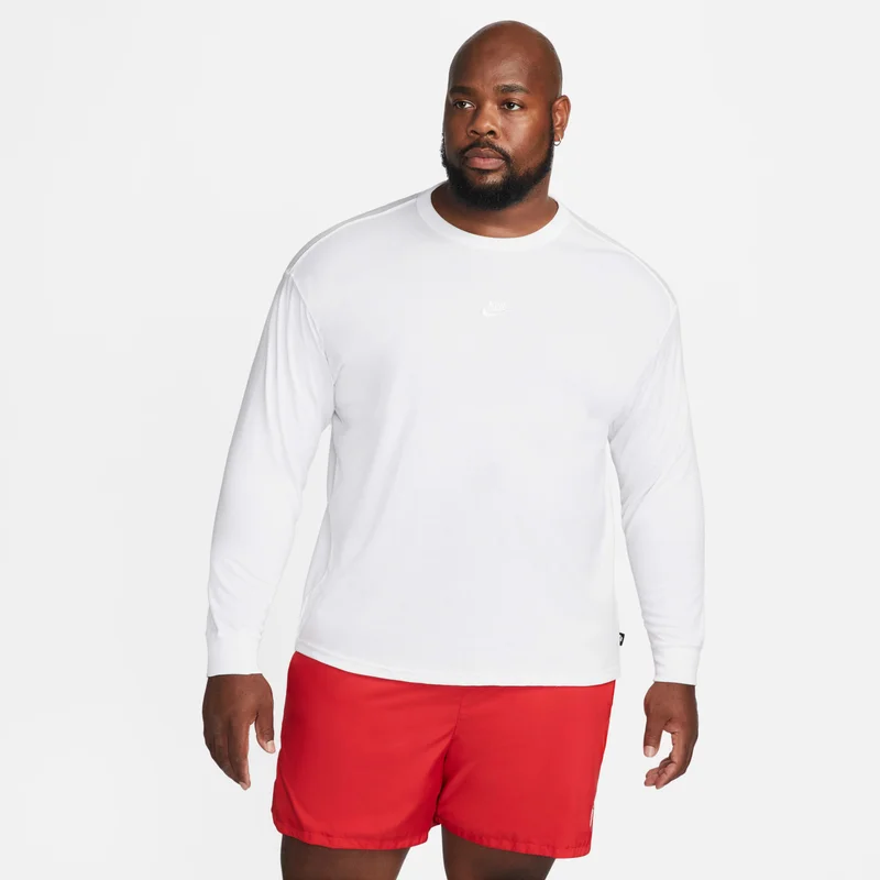 Nike Men's Sportswear Premium Essentials T-Shirt
