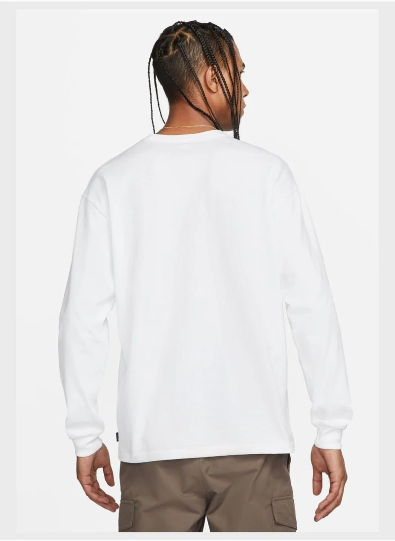 نايكي تيشيرت أكمام طويلة سبورتسوير بريميوم اسنشال للرجال