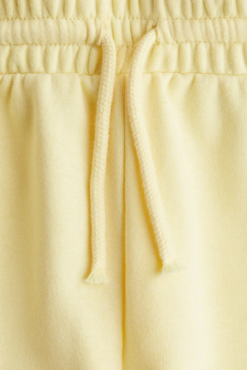 H&M Sweatshirt shorts