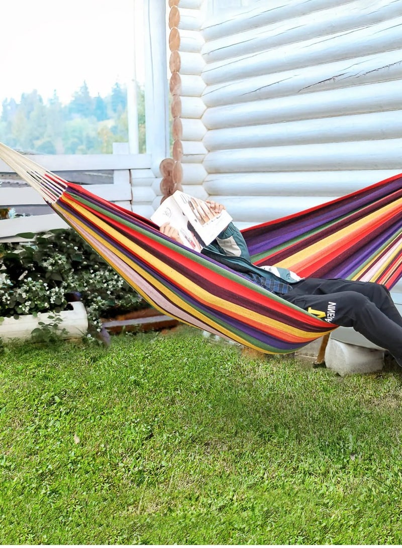 ارجوحة قماشية معلّقة للاستمتاع بالهواء الطلق أضف لمسة من الاسترخاء والأناقة إلى حديقتك أو شرفتك مصممة لتمنحك لحظات هدوء مثالية سواء كنت تقرأ كتابًا، أو تستمتع بالقهوة، أو تسترخي بعد يوم طويل. - Image 2