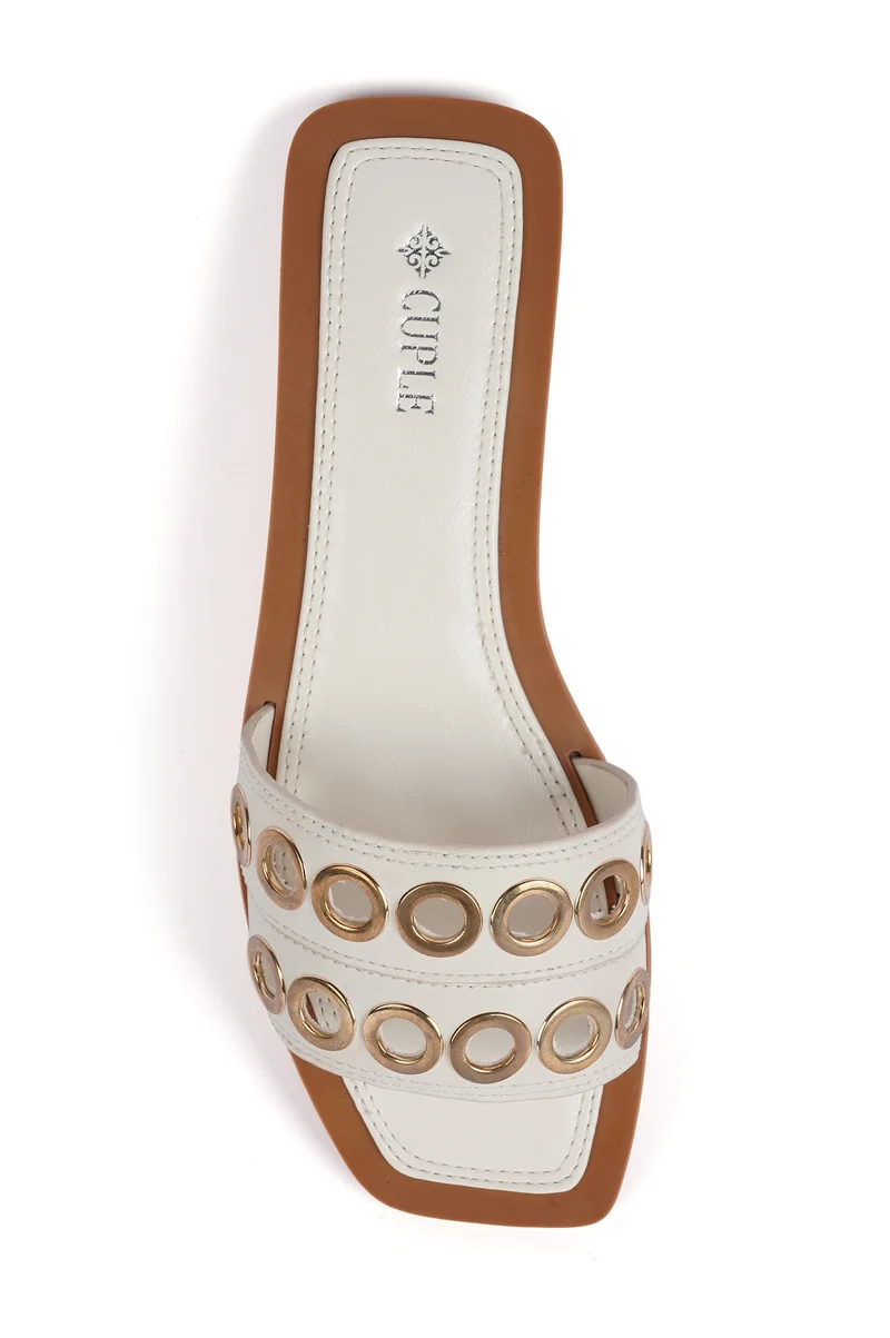 Cuple Ladies Lifestyle Slides