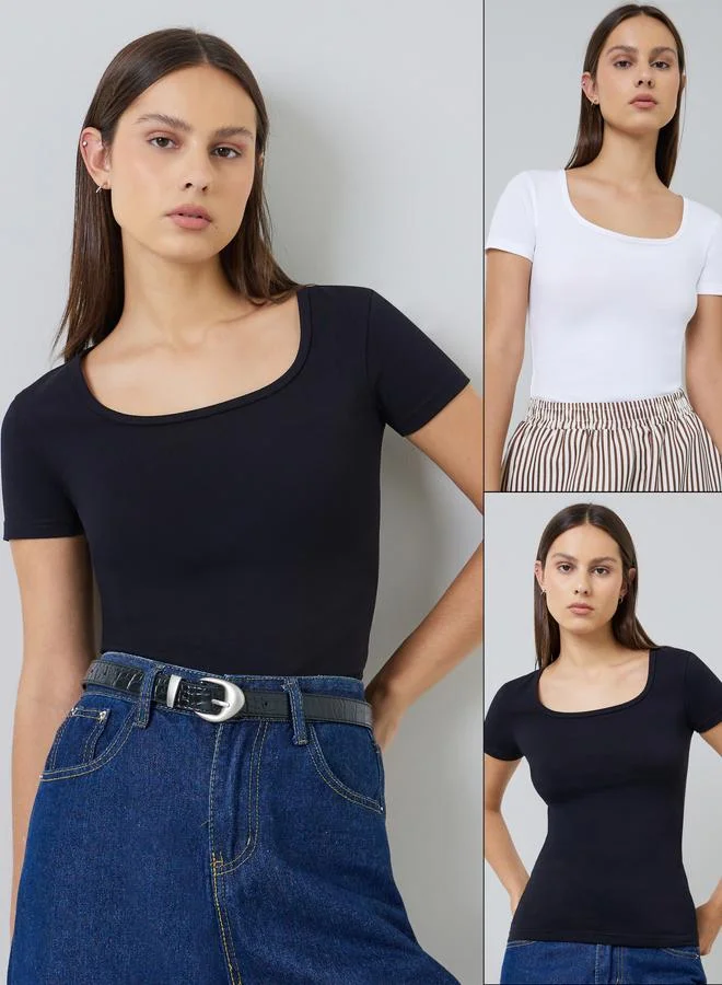 Pack of 2 - Solid Square Neck Fitted T-Shirt