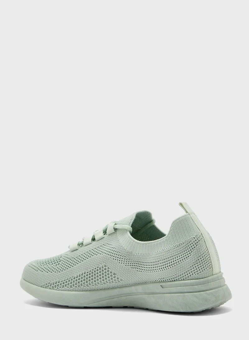 Oaklan by Shoexpress Lace Up Low Top Sneakers