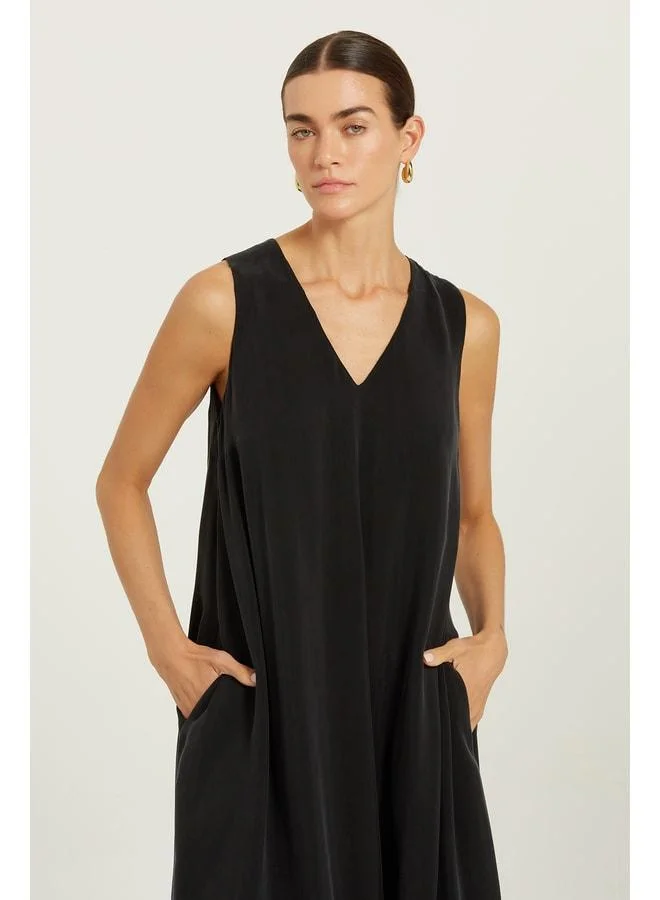 Mısırlı 1951 Black Pocket Detailed Sleeveless Long Dress.