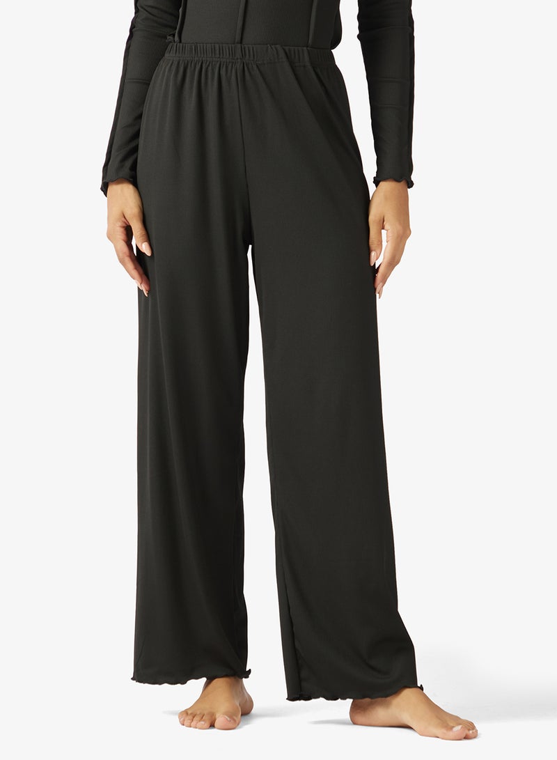 جينجر طقم بيجامة علوي بتفاصيل درزات ناعمة الملمس - Image 4