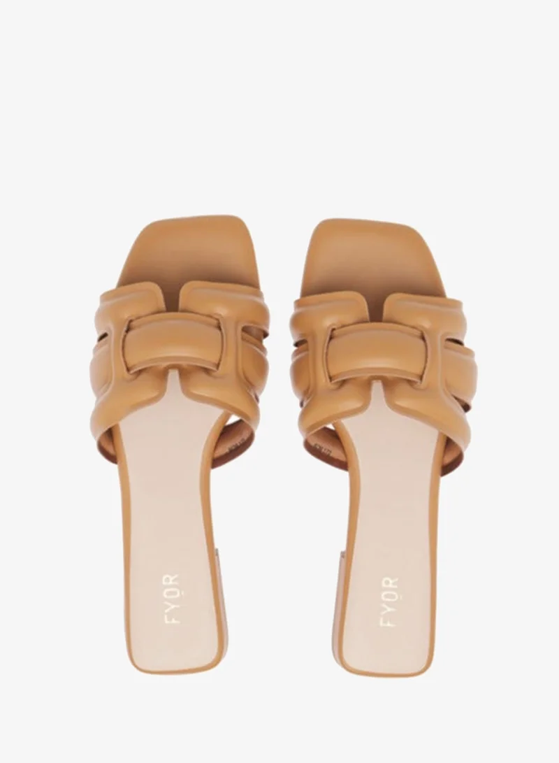 فايور Trendy Flat Sandal BCM 172