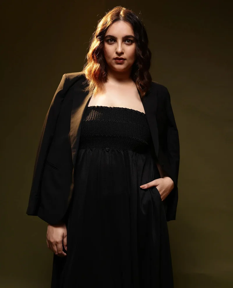 ريريزم Rareism Women Gimpel Black Viscose Nylon Fabric Sleeveless Shoulder Straps Fit And Flare Plain Maxi Empire Dress