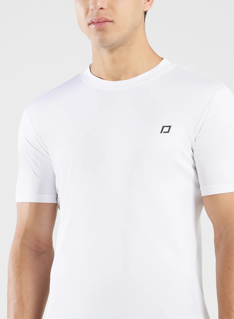 FRWD Essential Crew Neck T-Shirt