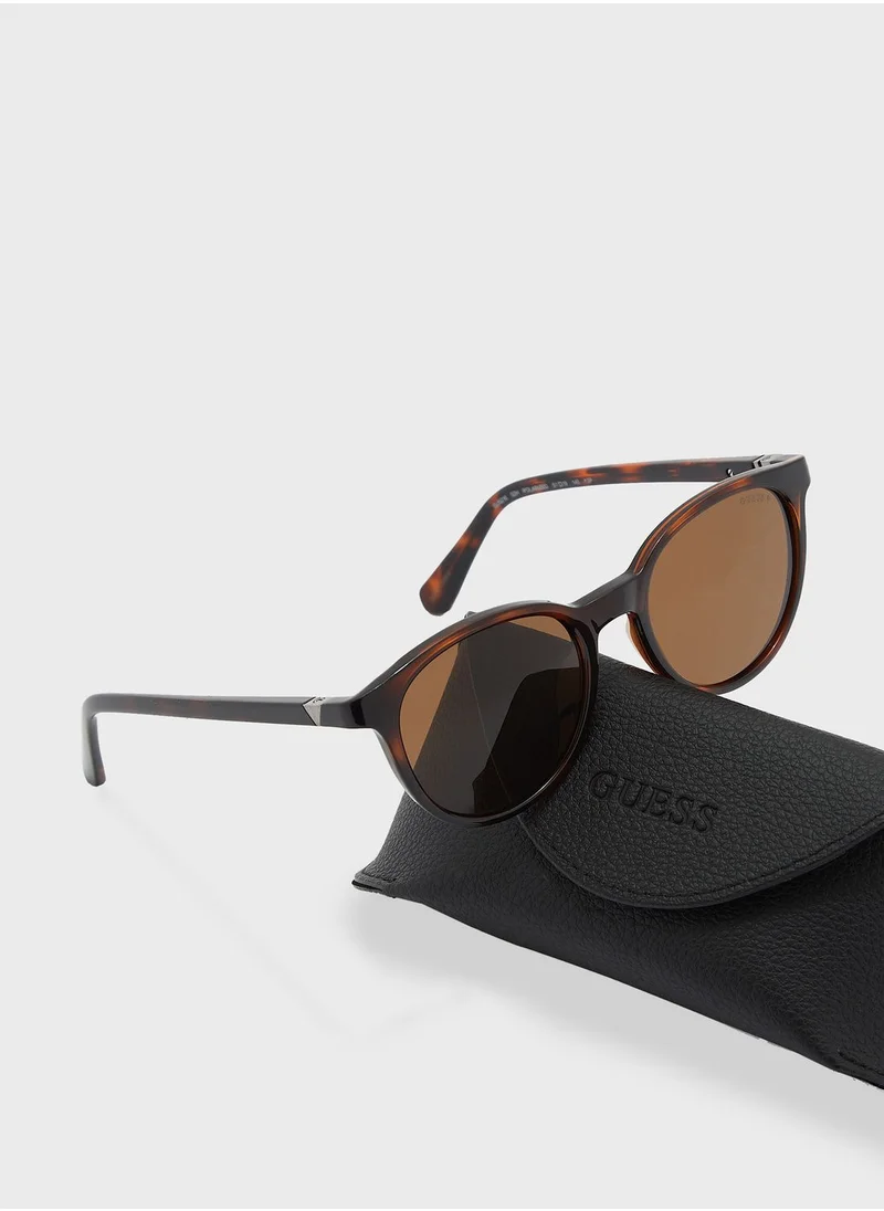 GUESS Round Sunglasses