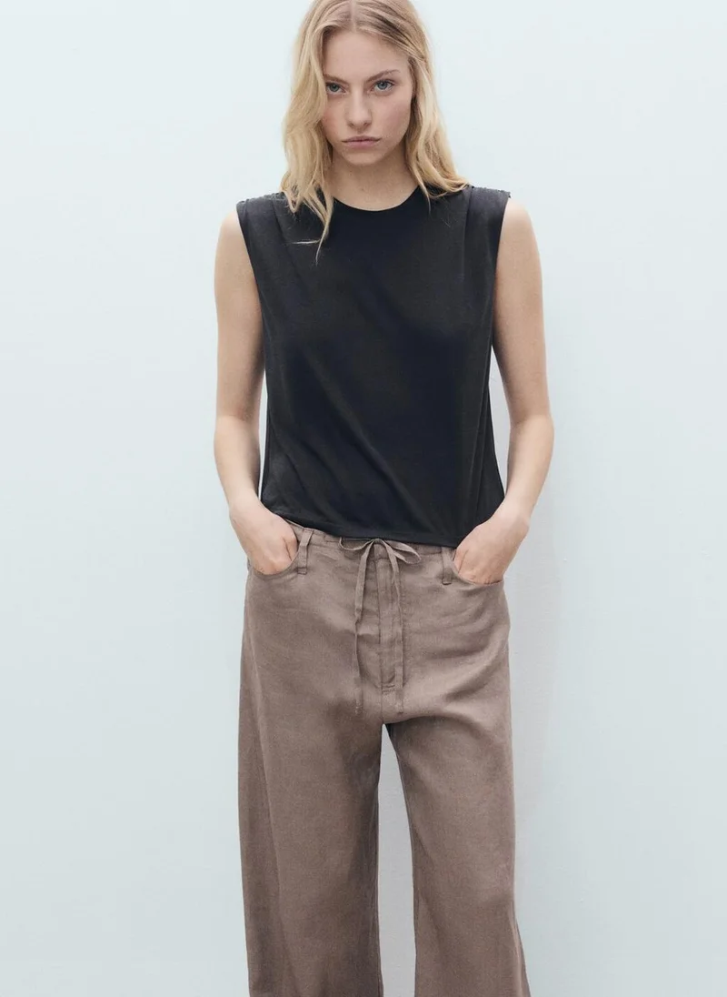 مانجو Flowy T-Shirt With Gathered Shoulders