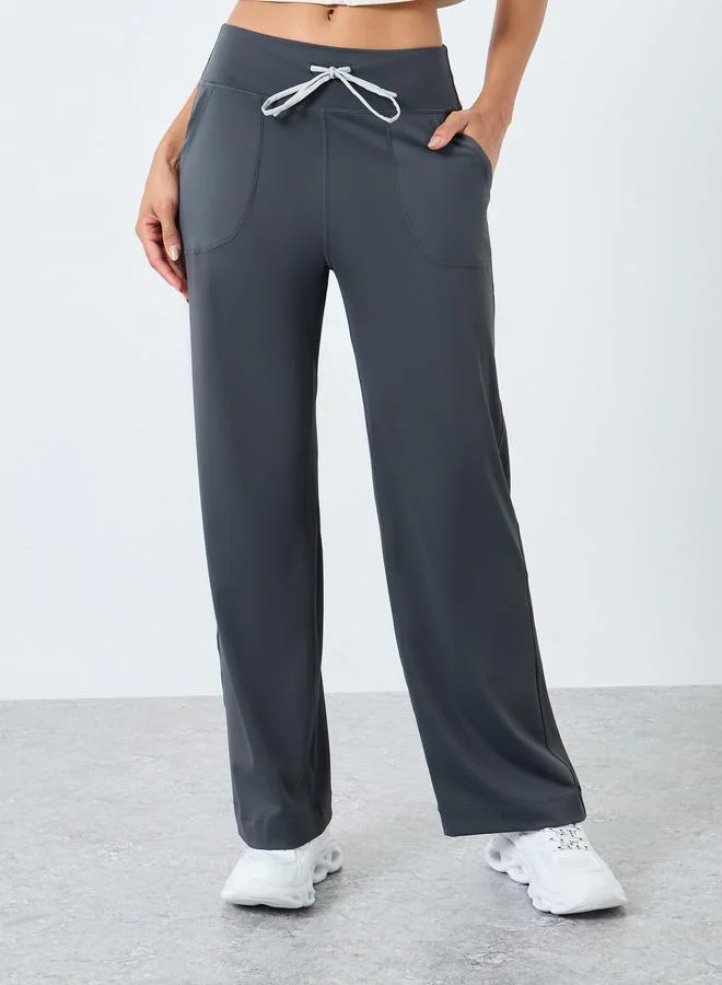 Styli Active Contrast Waist Band Boxy Fit Straight Pants
