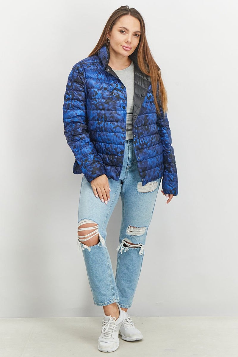 Tumi Women Reversible Hooded Long Sleeve Quilted Camouflage Jacket, Navy Combo - Image 3