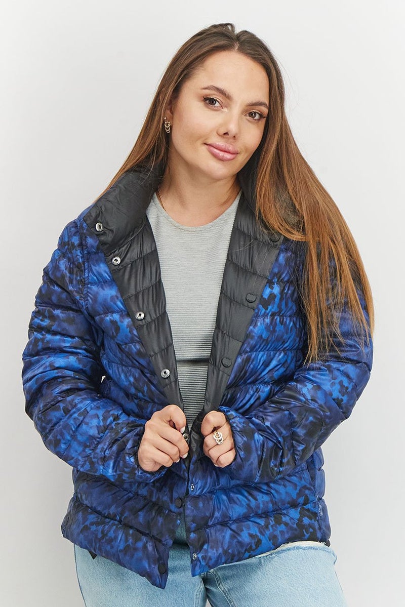 Tumi Women Reversible Hooded Long Sleeve Quilted Camouflage Jacket, Navy Combo - Image 1