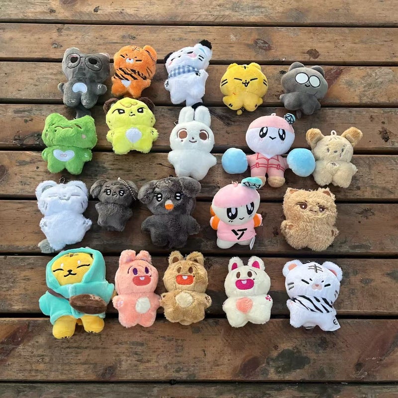 Celebrity Korean Group Collection 10Cm Cotton Dolls - Image 1