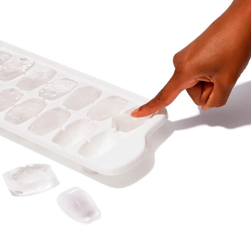 OXO Good Grips Ice Cube Tray - Image 4