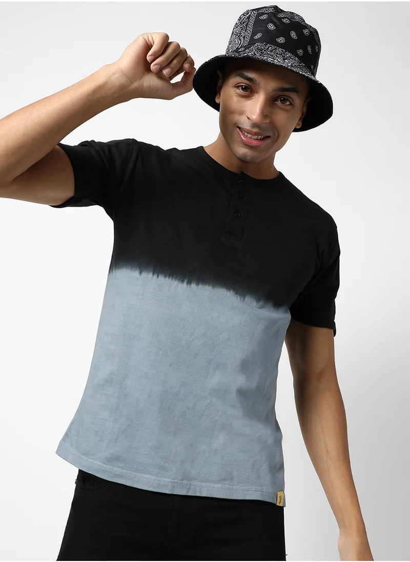 كامبوس سوترا Men's Multicolour Colourblocked Regular Fit Casual T-Shirt
