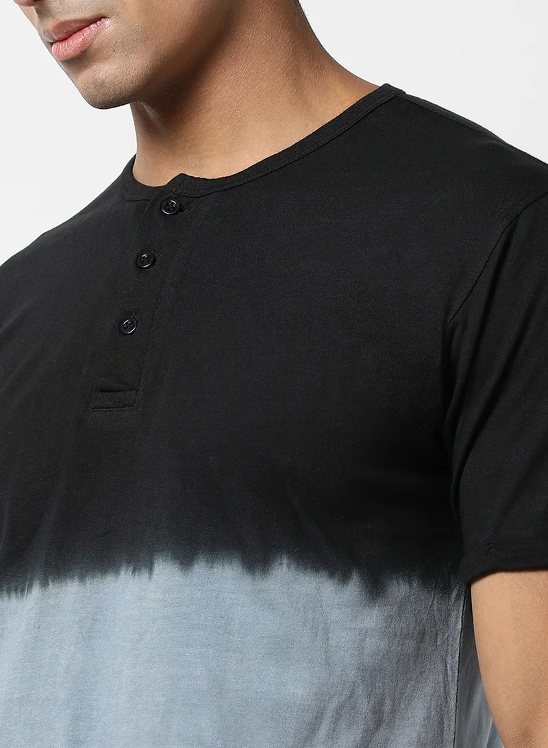 كامبوس سوترا Men's Multicolour Colourblocked Regular Fit Casual T-Shirt