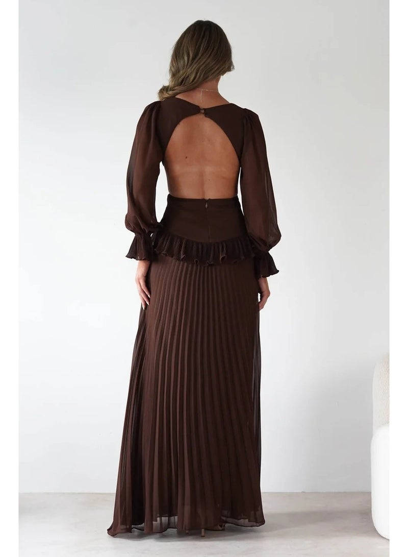 New Women's Longsleeved Pleated Waist Backless Dress - Image 2