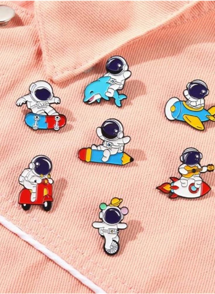 Metal Astronaut Enamel Pins Set, for Jackets Backpack Shirt Lapel Badges Pins Aesthetic Brooch, 7 Packs - pzsku/Z49E37A04104634F64368Z/45/_/1662999382/b08fc9cd-4866-4ba0-9bad-3b869d5e61b6