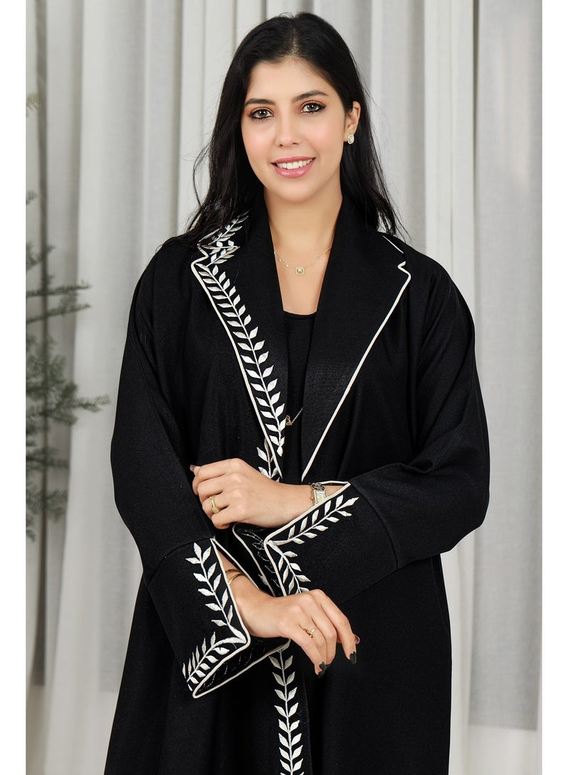 MyesuQ Black abaya decorated with a white pattern - Image 4