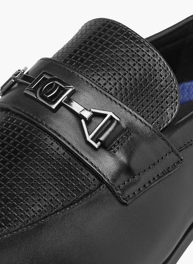 DUCHINI Men's Textured Slip-On Loafers with Metal Accent - Image 5