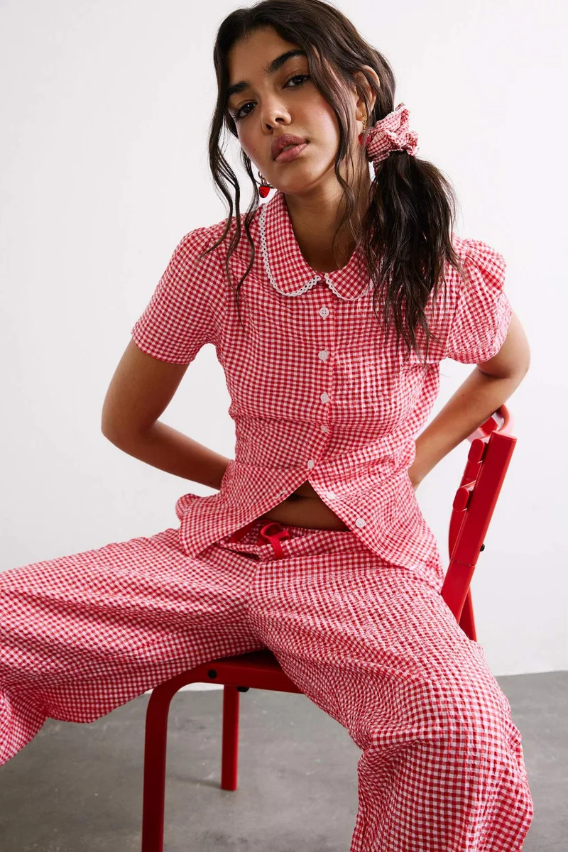 ديفاكتو Fitted Peter Pan Collar Waffle Textured Red Shirt