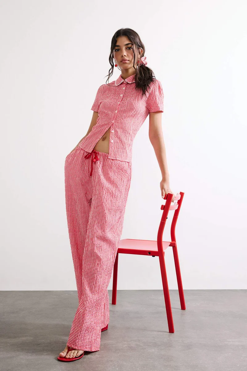 ديفاكتو Fitted Peter Pan Collar Waffle Textured Red Shirt