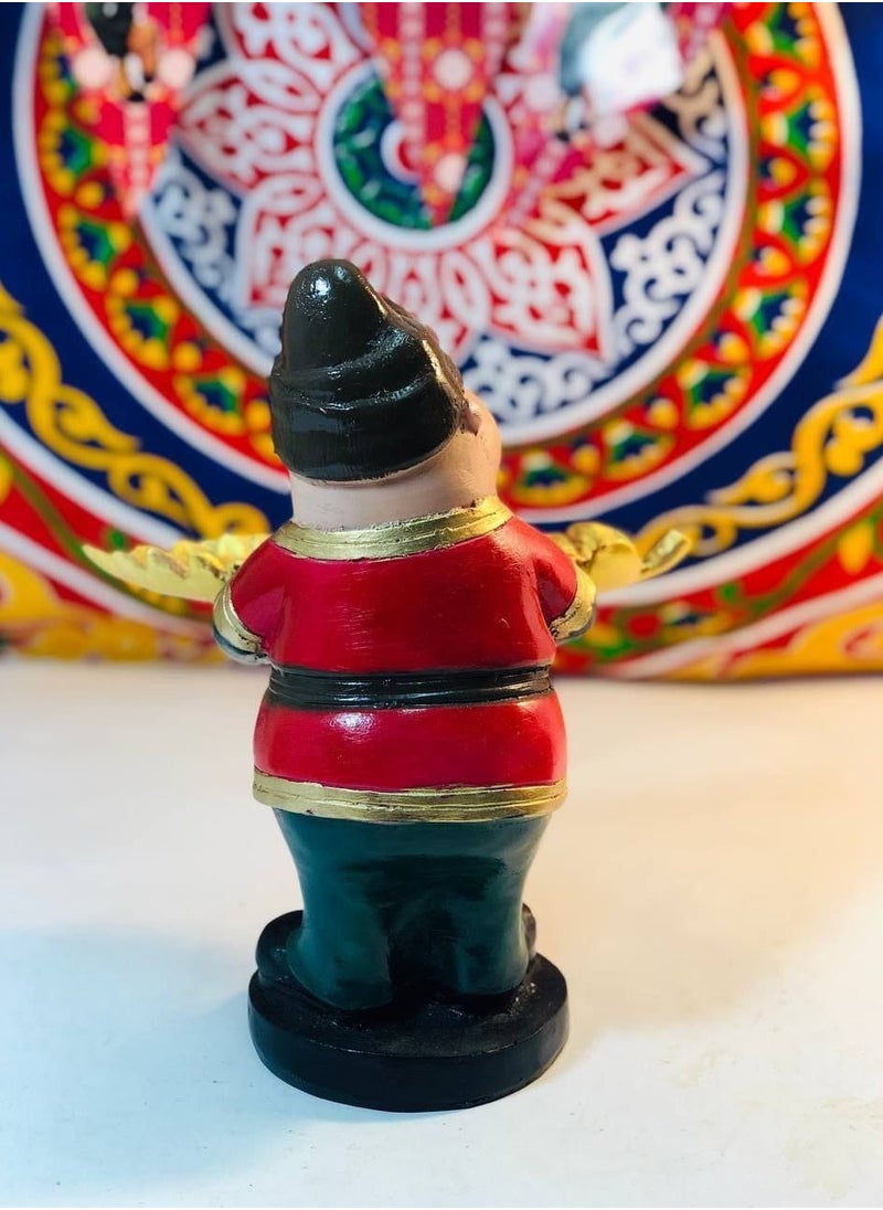 Porcelain figurine, figurines of famous Ramadan characters, lanterns character, leaf mask, size: 27 cm, Ramadan nuts and appetizers plate in the shape of a leaf