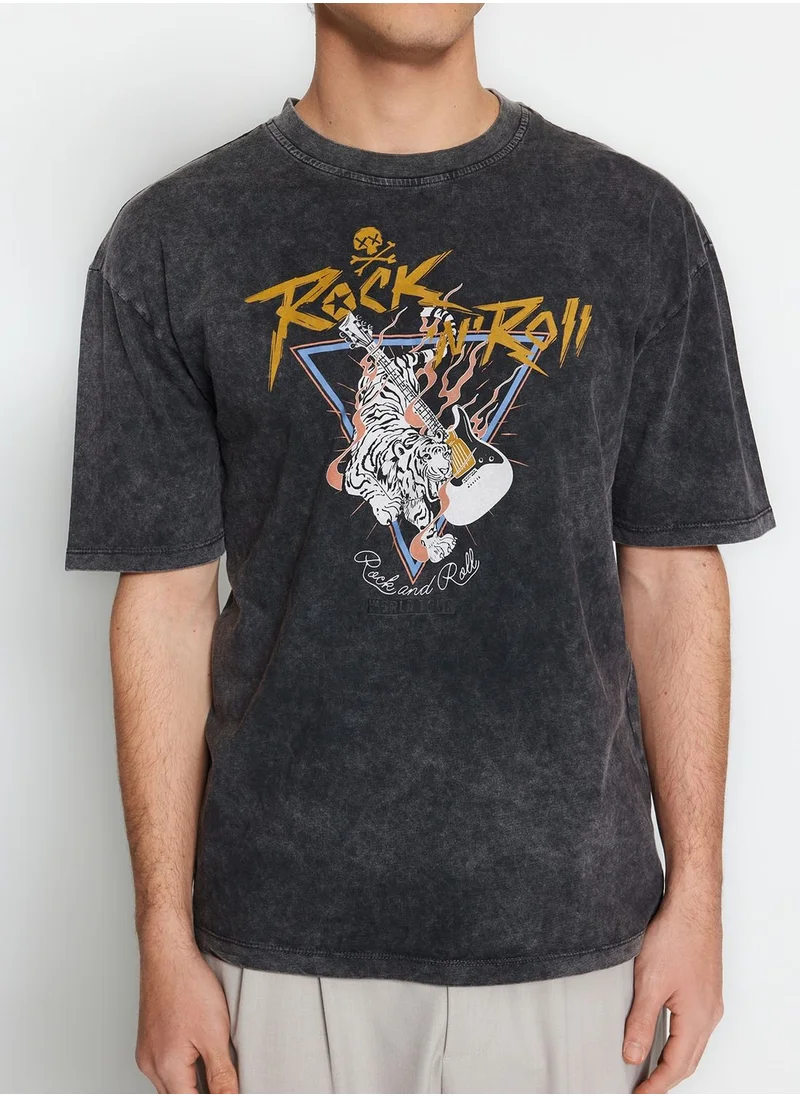 trendyol Graphic Crew Neck T-Shirt