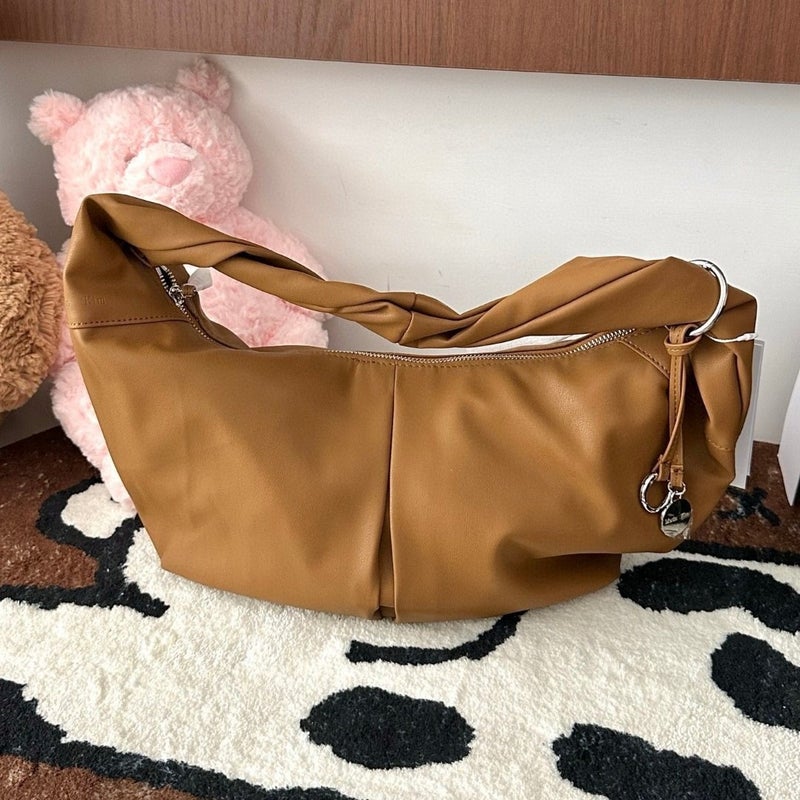 MatinKim Croissant Tote Bag, Wrinkled, Large Capacity - Image 3