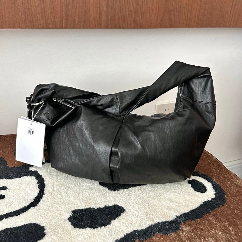 MatinKim Croissant Tote Bag, Wrinkled, Large Capacity - Image 4