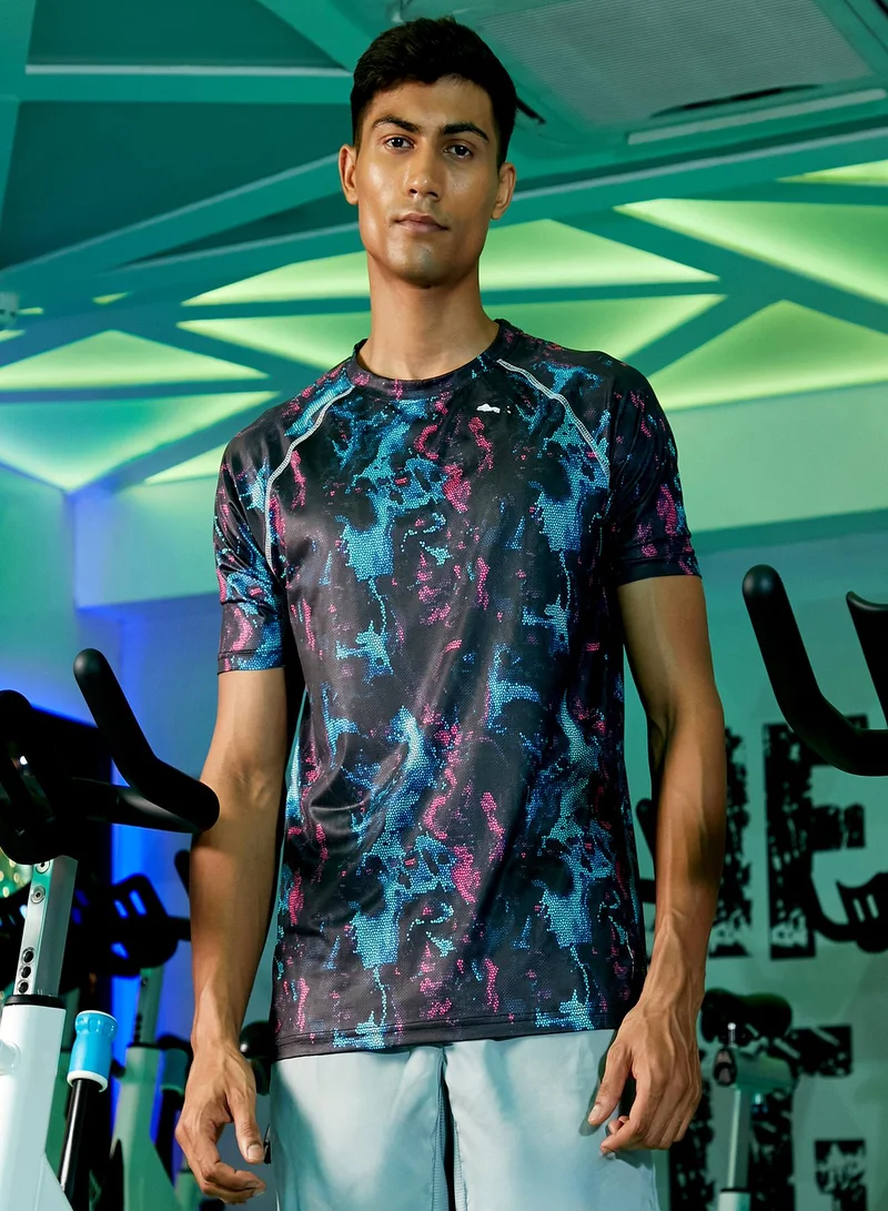 Campus Sutra Men's Midnight Black Abstract Activewear T-Shirt For Casual Wear | Crew Neck | Short Sleeve | Anti-Odor | Dri-Fit | Jersey T-Shirt Crafted With Comfort Fit & High-Performance