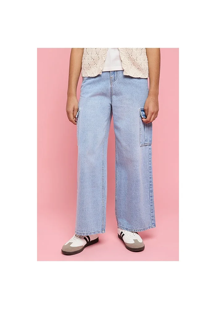 أر أند بي Washed Wide Leg Cargo Jeans with Button Closure