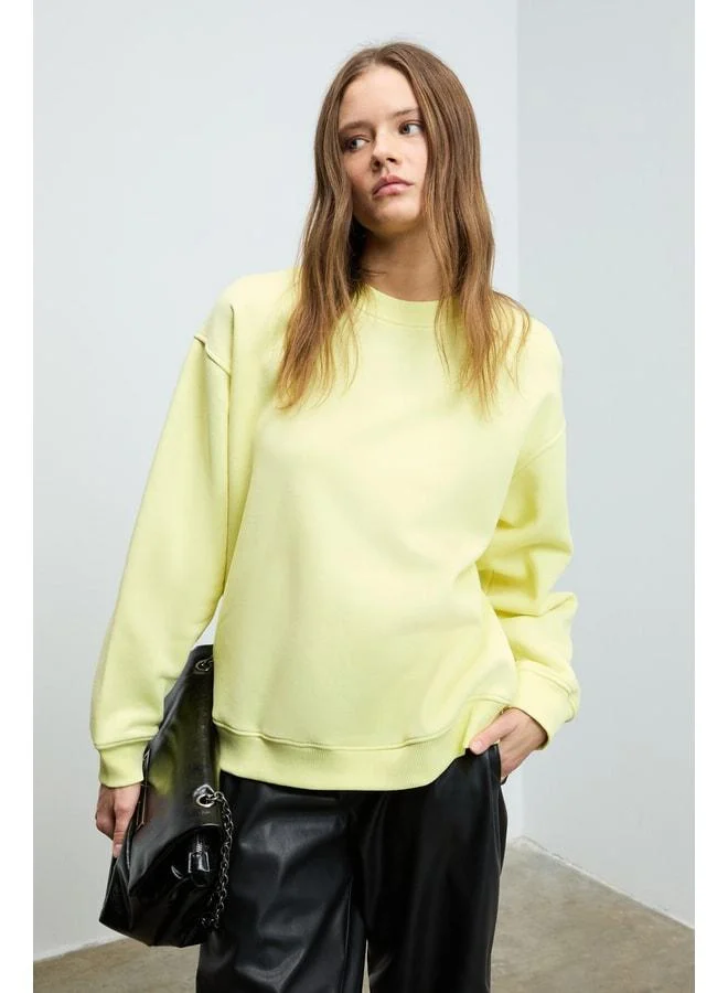 GRIMELANGE KARIUS Women's Organic Cotton Lined Oversized Round-Neck Yellow Sweatshirt.