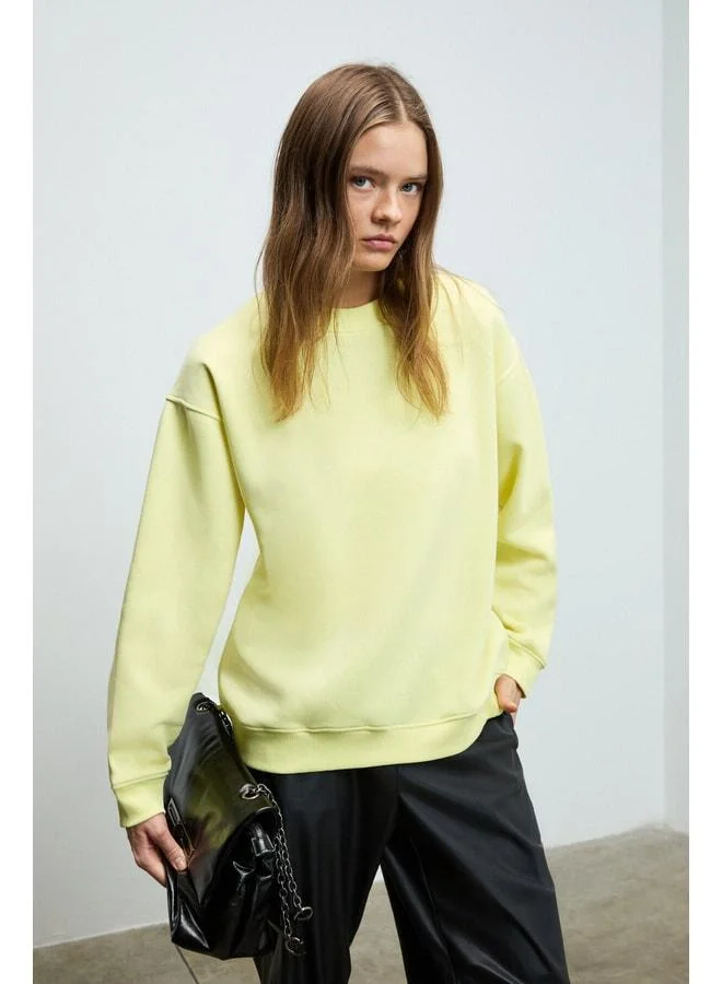 GRIMELANGE KARIUS Women's Organic Cotton Lined Oversized Round-Neck Yellow Sweatshirt.