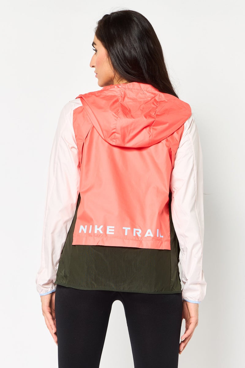 Nike جاكيت مشي طويل الأكمام للنساء، متعدد الألوان - Image 4