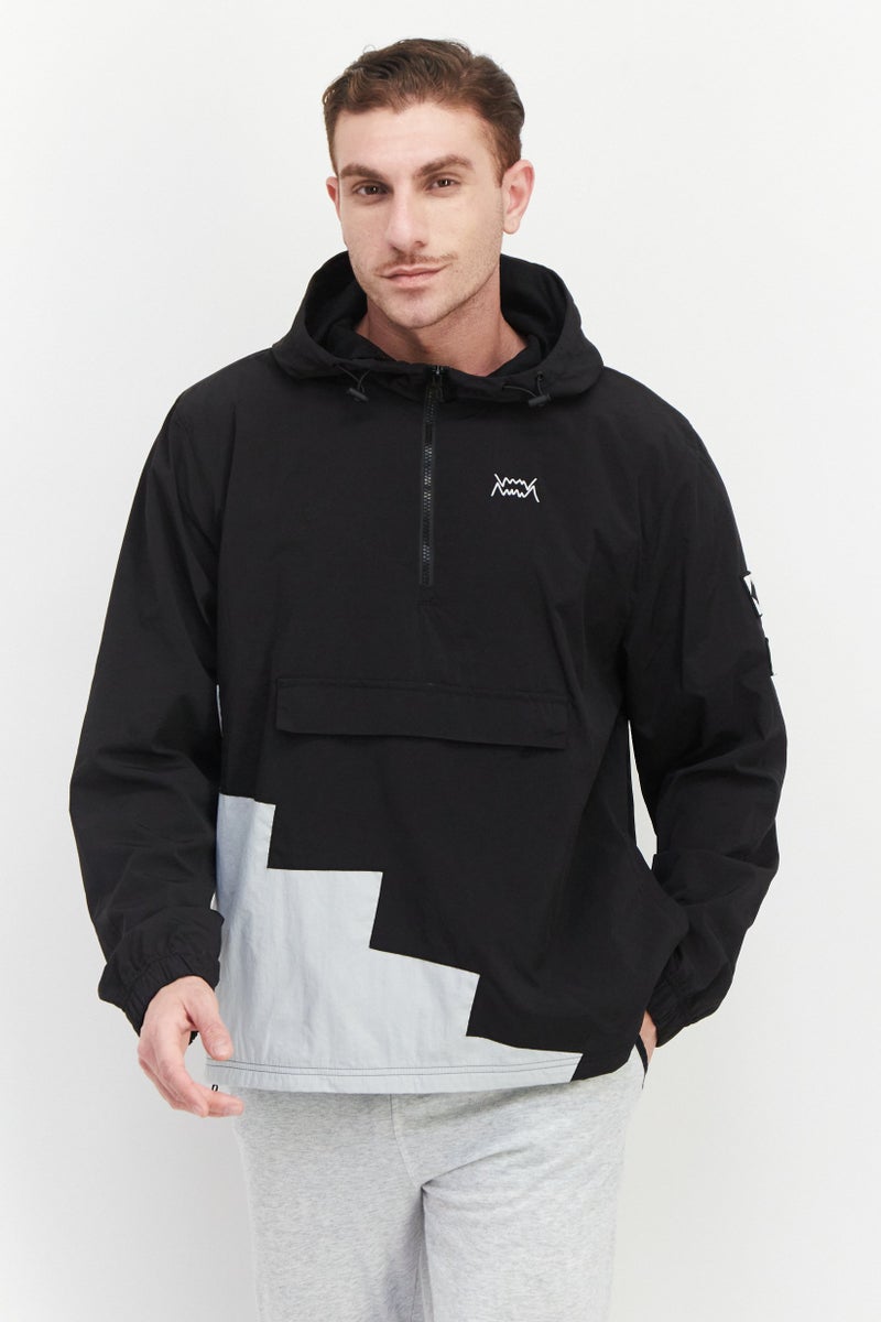 PUMA جاكيت تدريب رياضي للرجال، أسود - Image 1