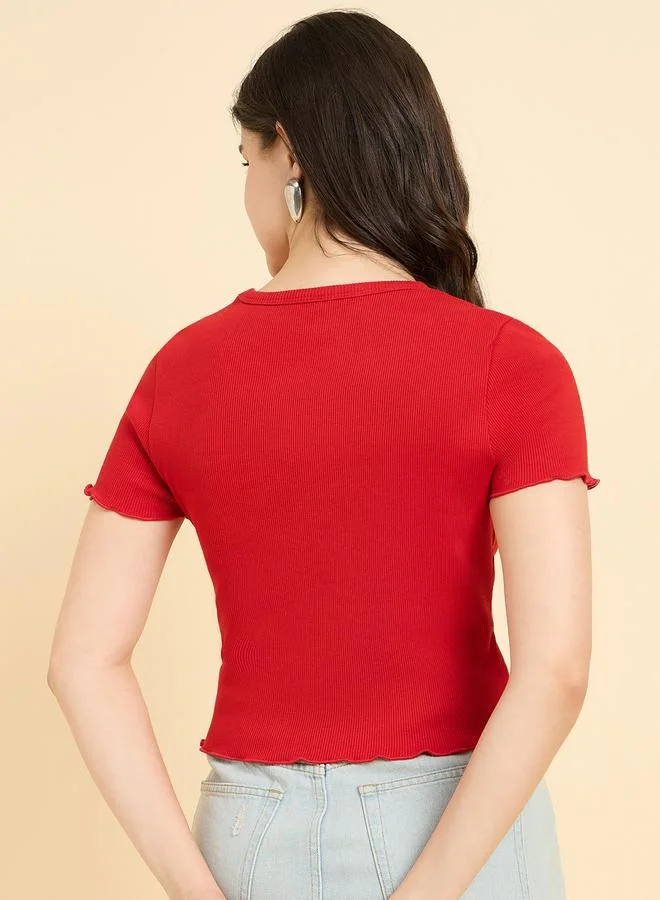 Outzidr  Red Scallop Hem Ribbed Top for Women | Best Price UAE