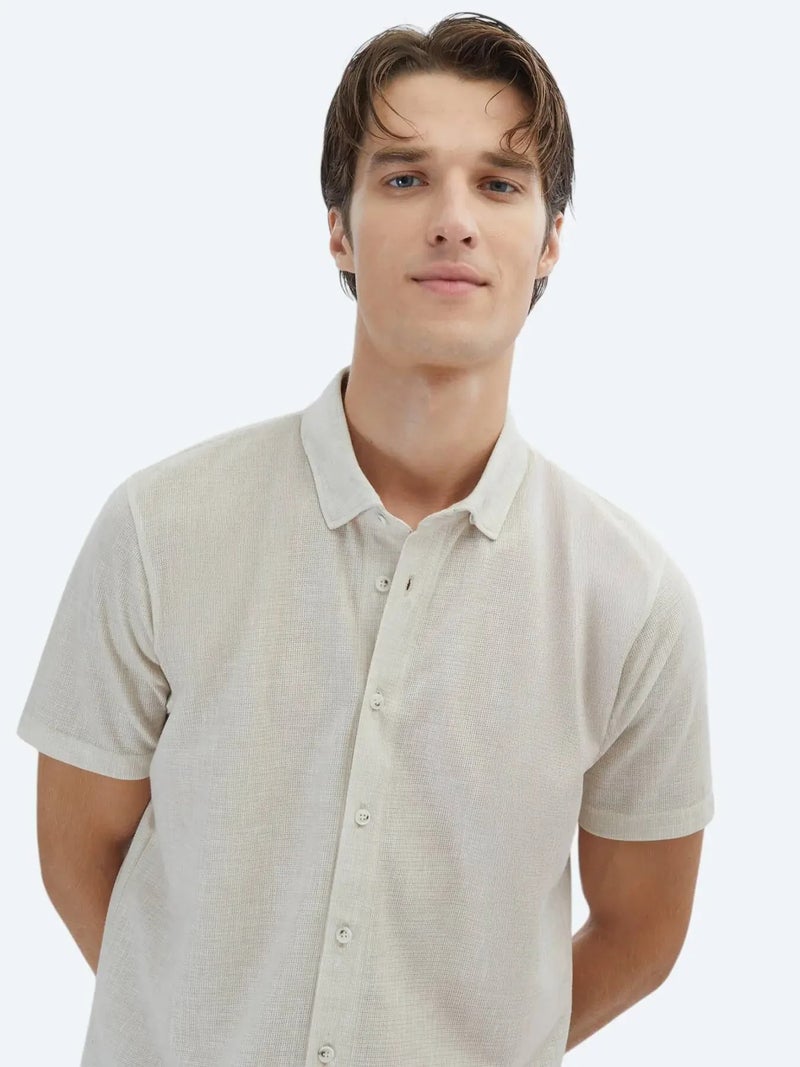 كيب قميص كاجوال محبوك بنقشة بيج، بقصة عادية - Image 4