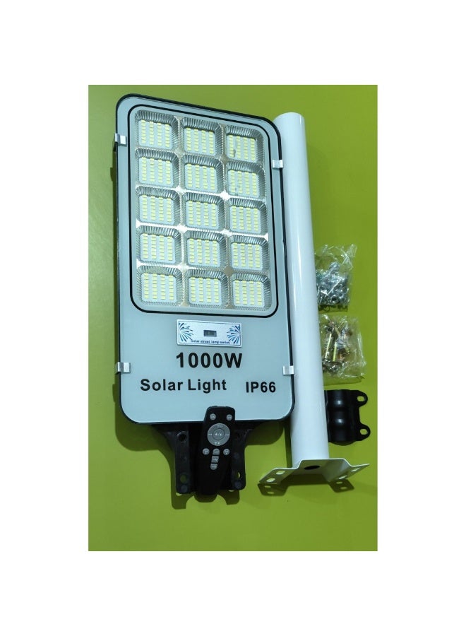 كشاف شارع شمسي 1000 واط مع جهاز تحكم عن بعد ومستشعر حركة، LED، مقاوم للماء IP66 - Image 3